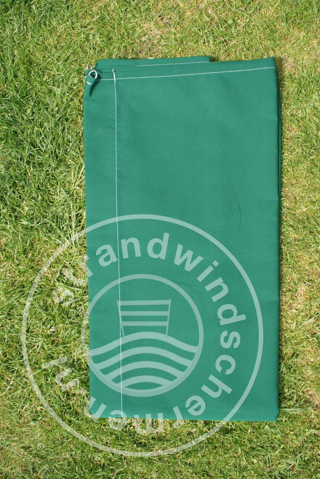 fabric-6m-Plain Green Dralon Windbreaker-Cloth