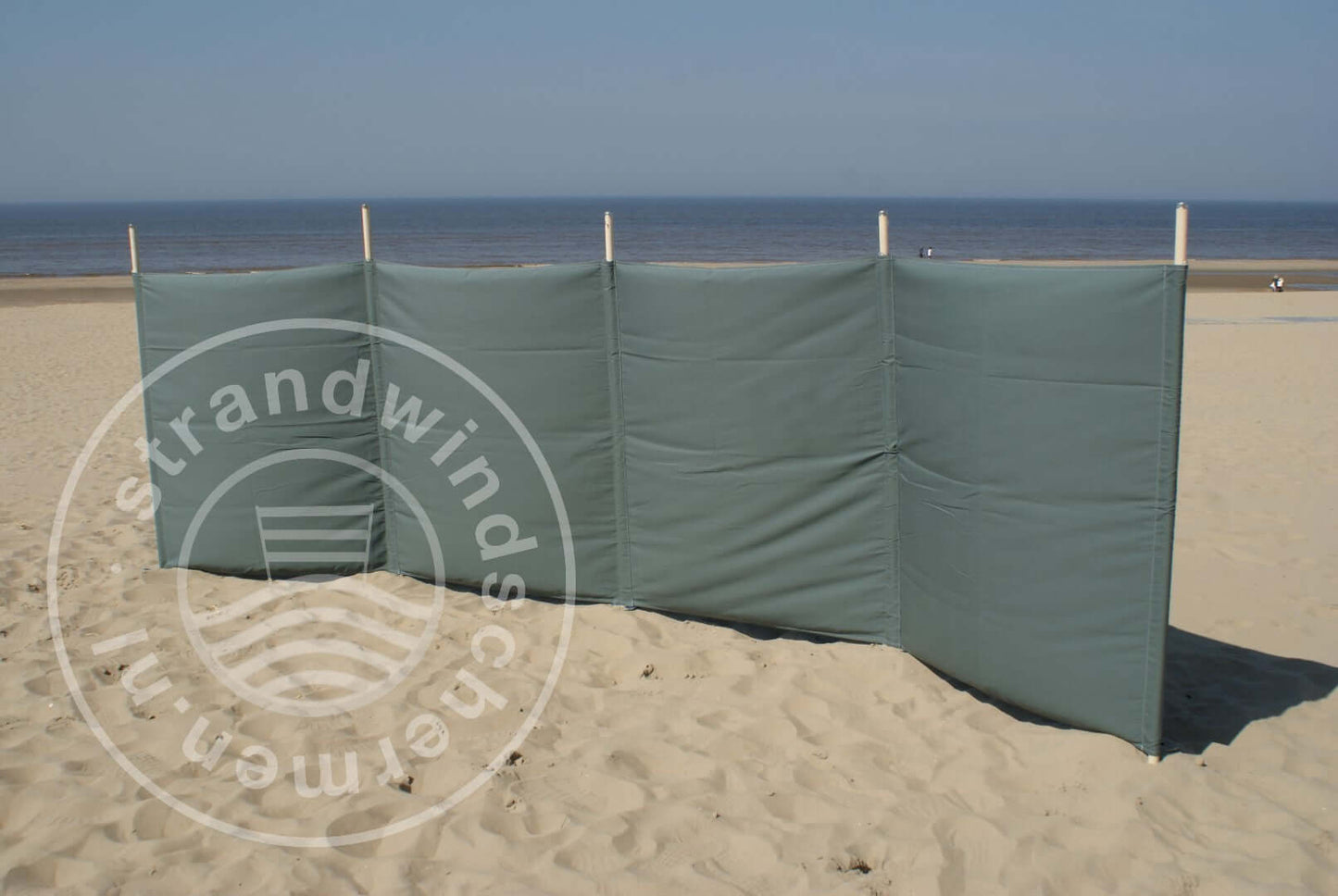 5 m, schlichtes Grau (mit grüner Tönung). Windschutz aus Dralon – 5 m