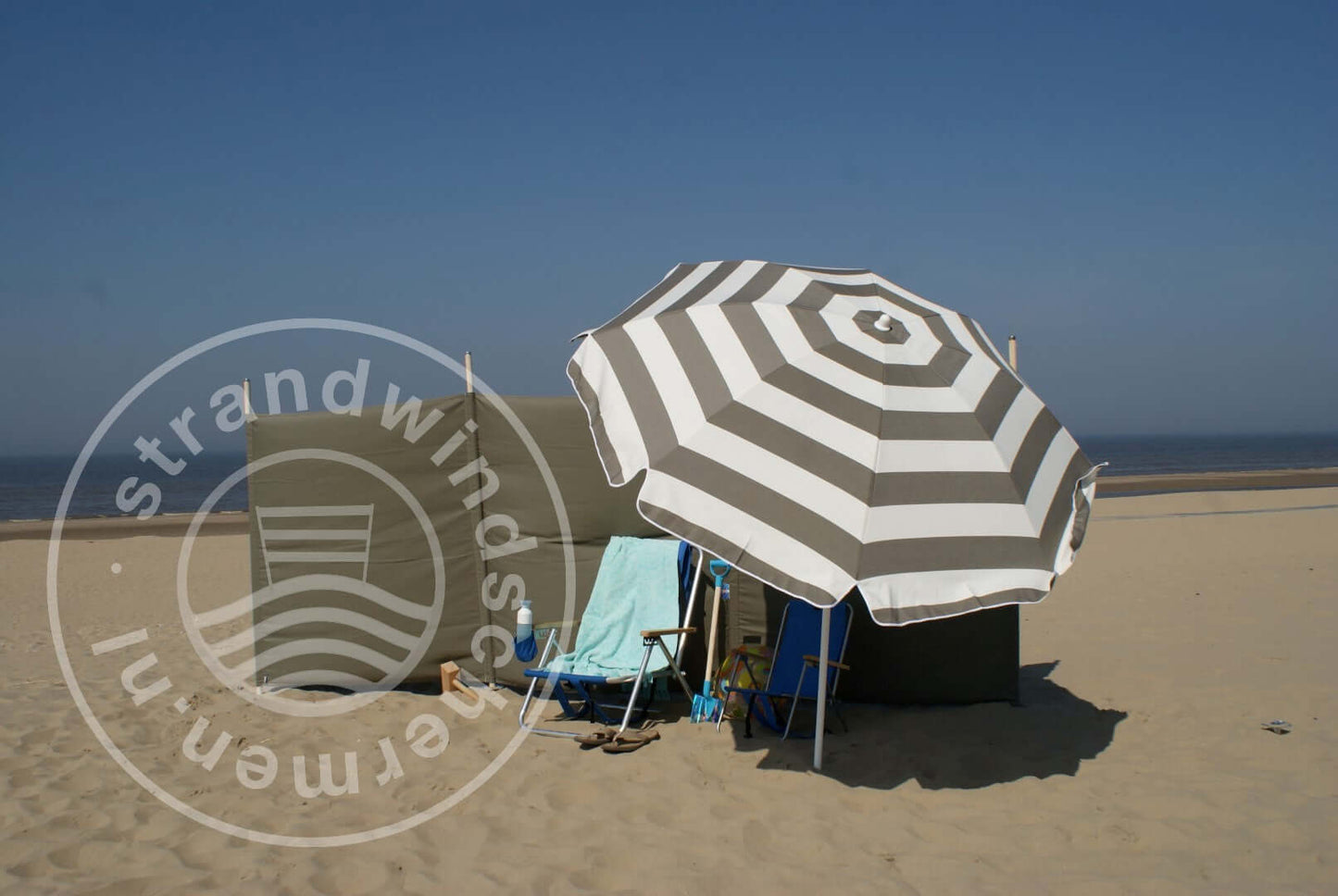4 m schlichter Taupe-Dralon- Windschutz – 4 m