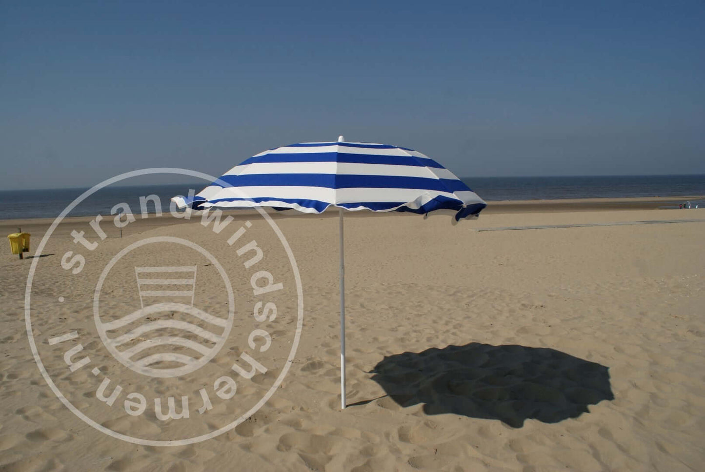 Cobalt-Blue/White Dralon Parasol Ø180cm