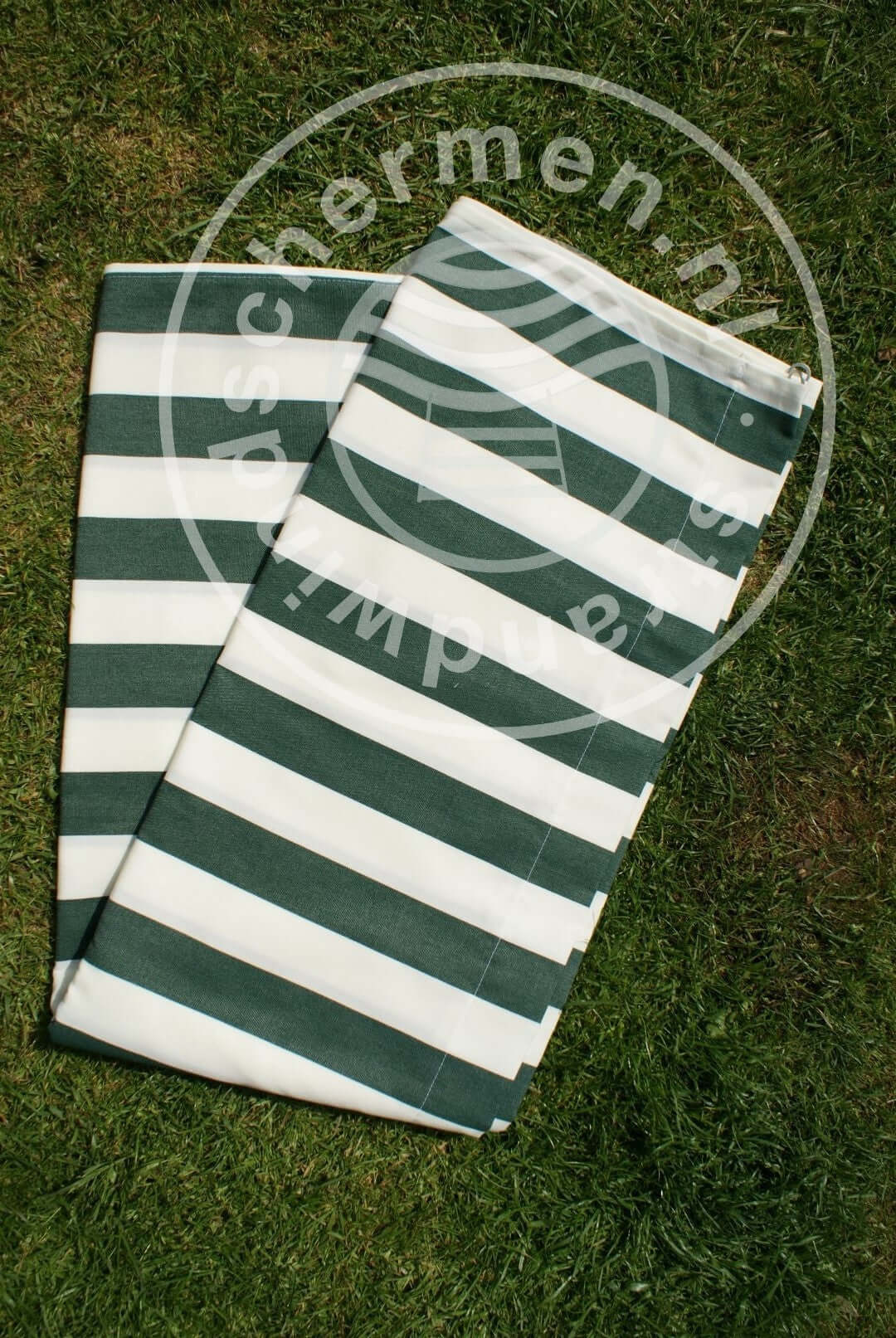 fabric-7m-Green/White Dralon Windbreaker-Cloth