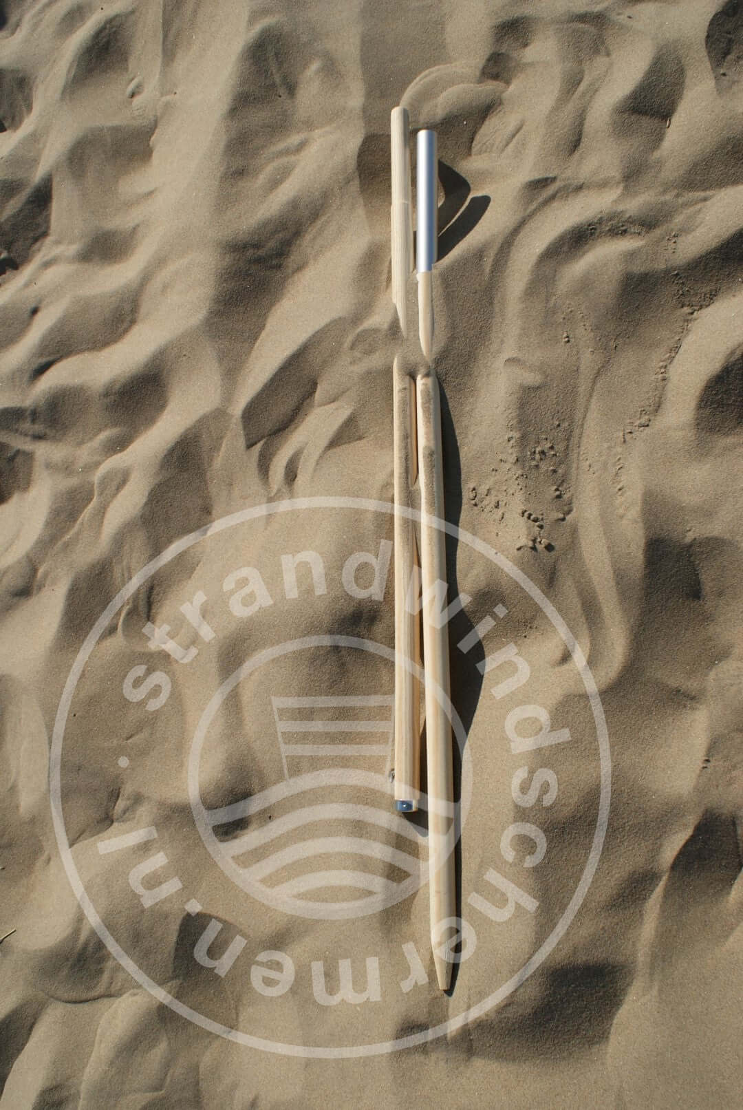 Divisible wooden Windbreaker stick 4 pieces