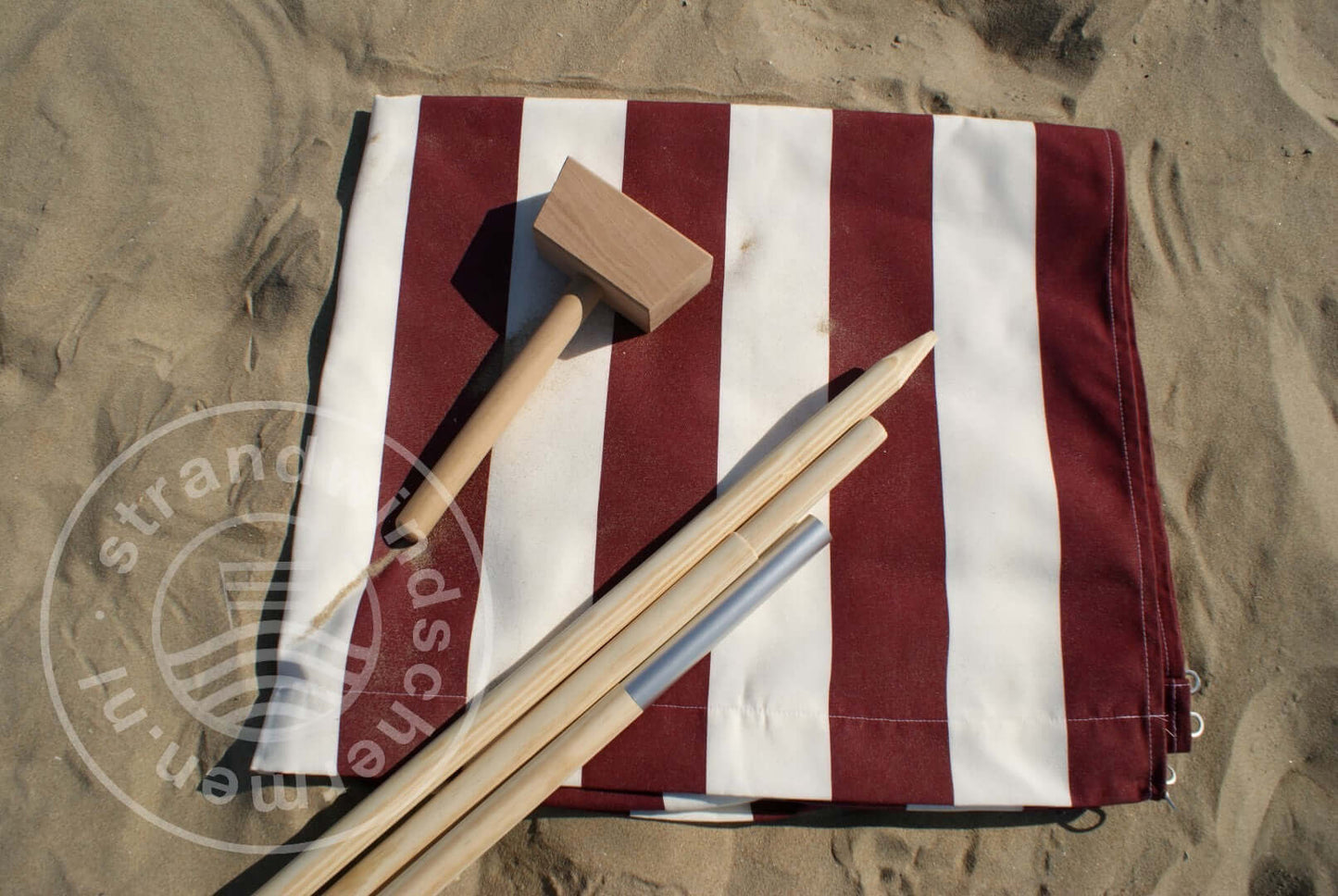 Divisible wooden Windbreaker stick 4 pieces