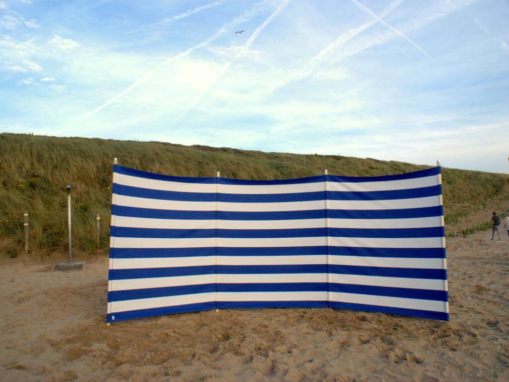4 m kobaltblau/weiße Dralon- Windschutz – 4 m